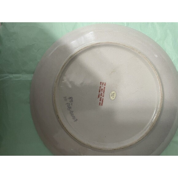 Beautiful Porcelain Enameled Plate - 10 1/2" - Picture 6 of 10